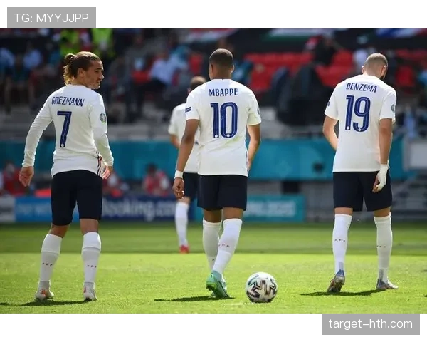 格列兹曼领衔法国队全力冲击欧洲杯冠军