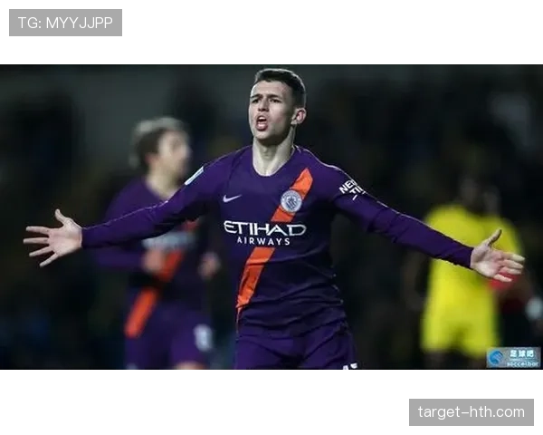 罗贝托转会争夺战升级,多家豪门竞相追逐未来去向成焦点 罗贝托转会争夺战升级,多家豪门竞相追逐未来去向成焦点