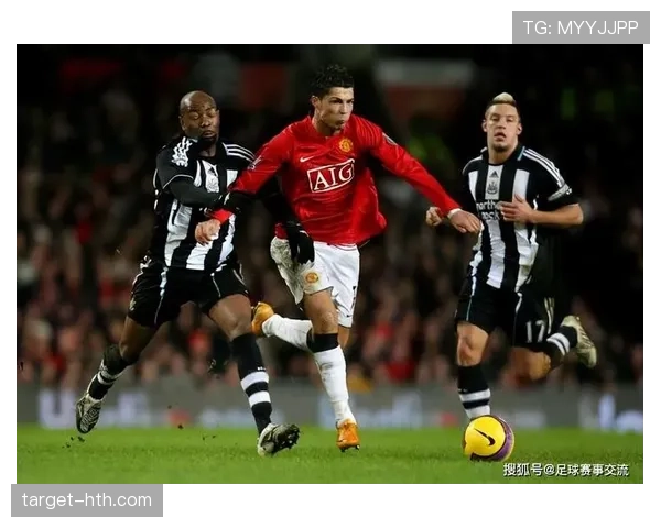 阿龙·希基赛季表现抢眼，助球队强势冲击英超前四