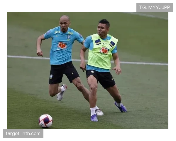 阿什拉夫与沃克：速度型边卫的发展路径对比