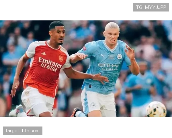 萨利巴对位哈兰德：顶级中锋防守解析